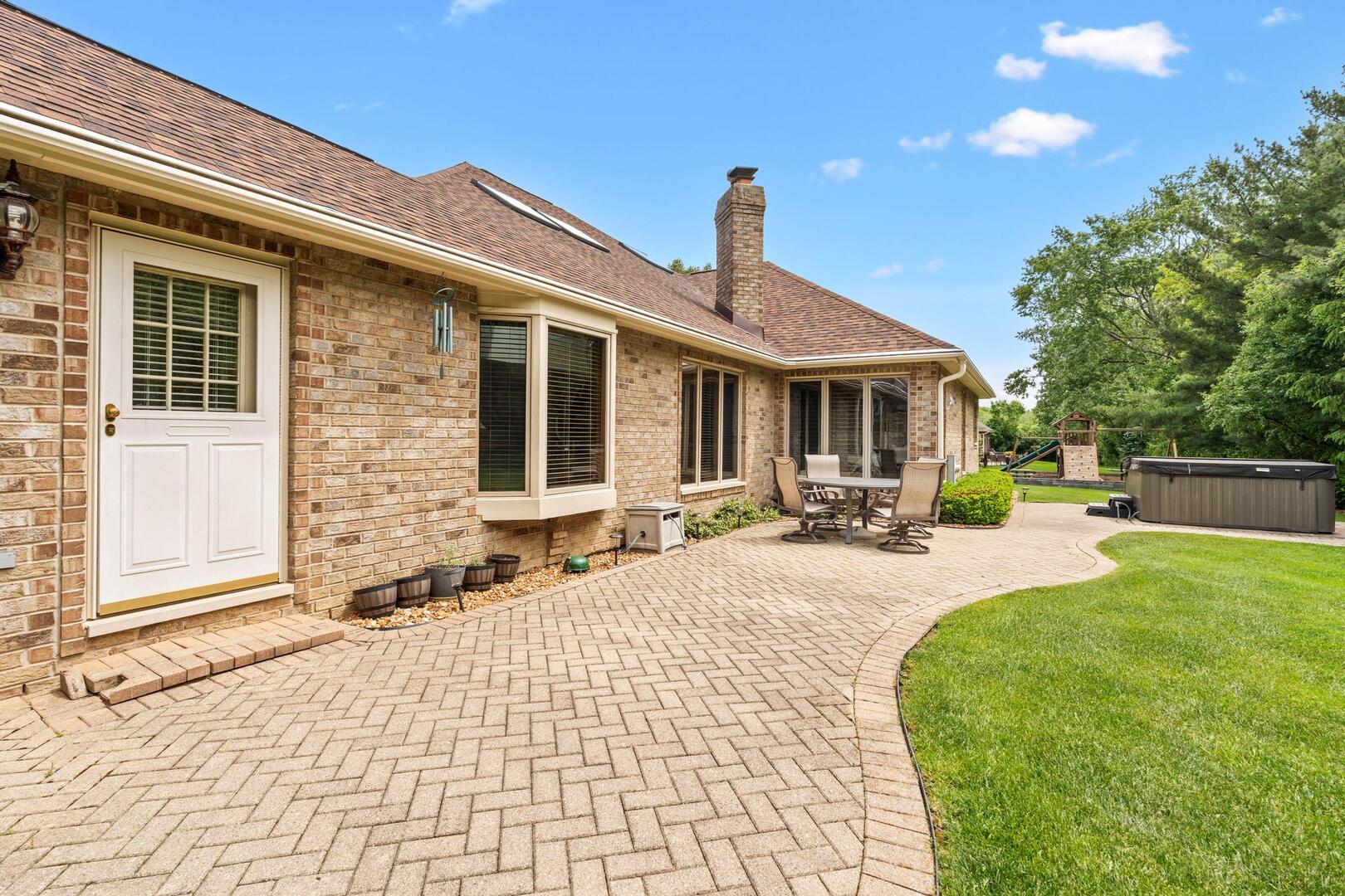 8135 Basswood Road Orland Park IL 60462