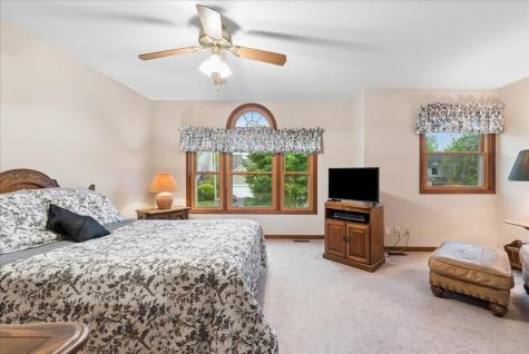 968 Milford Street Cary IL 60013