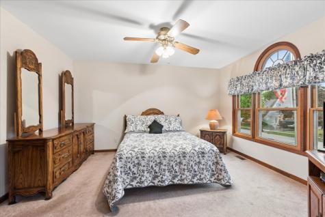 968 Milford Street Cary IL 60013