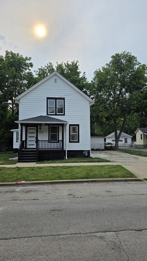 208 North Chestnut Street Aurora IL 60506