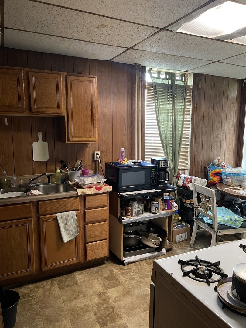 7216 South South Chicago Avenue Chicago IL 60619