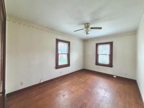 422 45TH Street Moline IL 61265