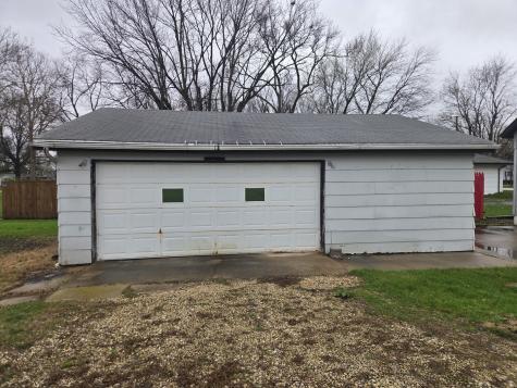 407 North Elm Street Gardner IL 60424