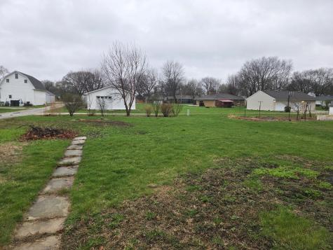 407 North Elm Street Gardner IL 60424