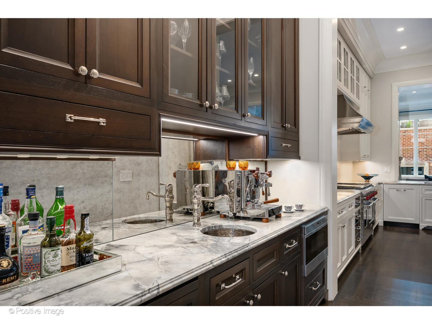 1720 North Mohawk Street Chicago IL 60614