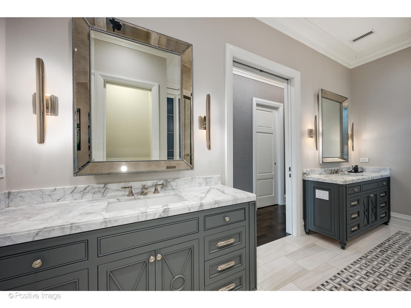 1720 North Mohawk Street Chicago IL 60614