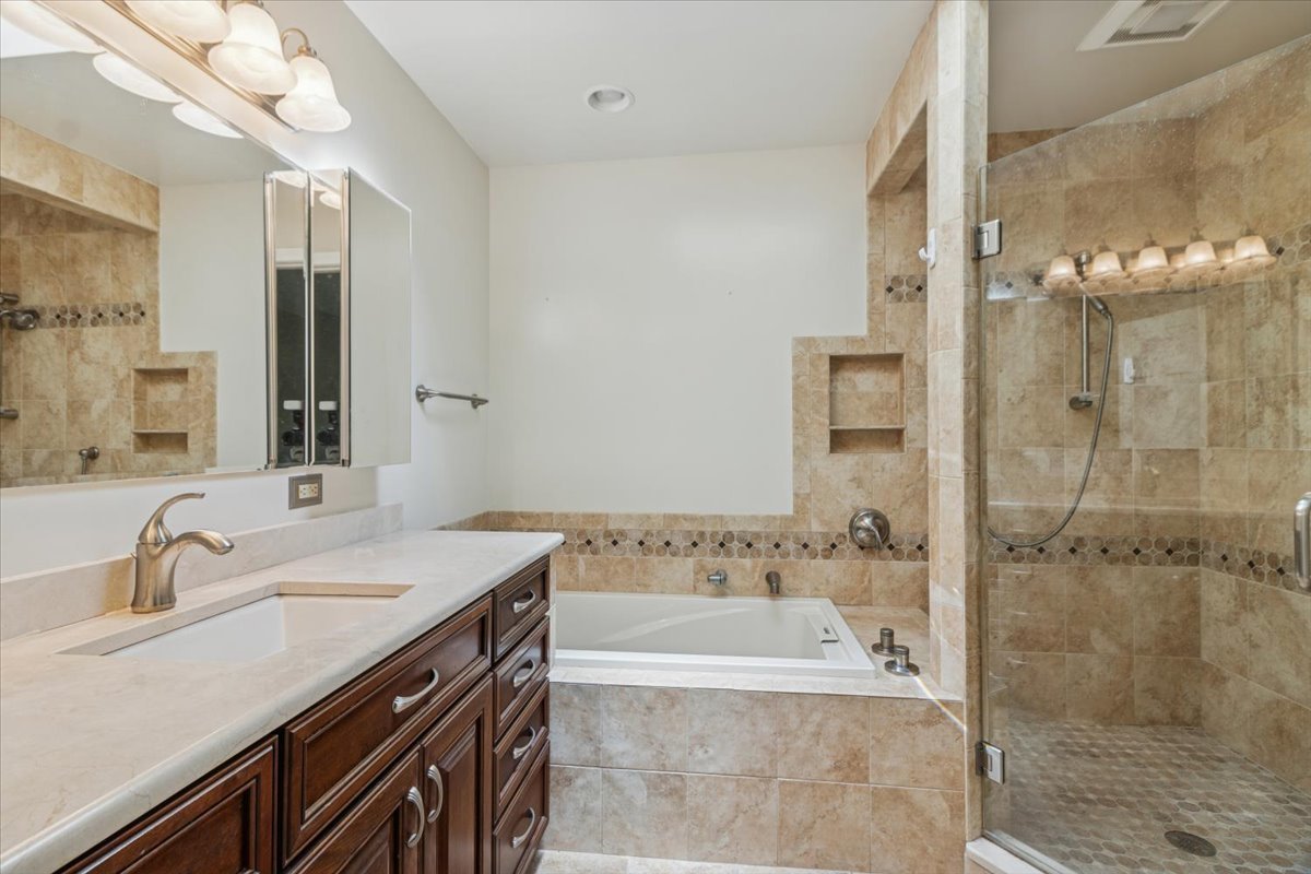 417 River Bluff Circle Naperville IL 60540