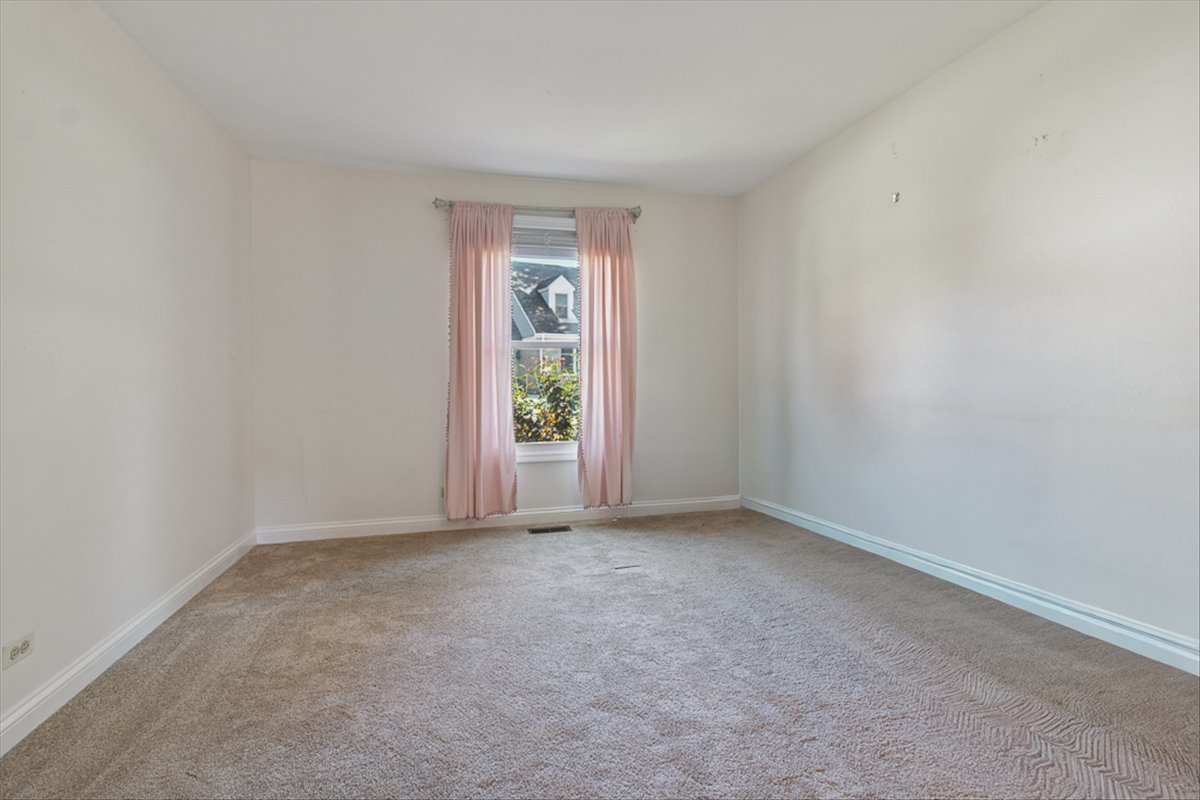 417 River Bluff Circle Naperville IL 60540