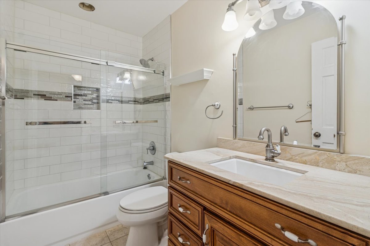 417 River Bluff Circle Naperville IL 60540