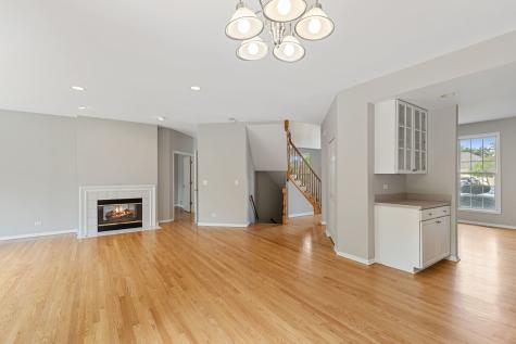 1311 Callen Lane Des Plaines IL 60016