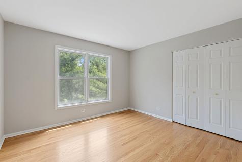 1311 Callen Lane Des Plaines IL 60016