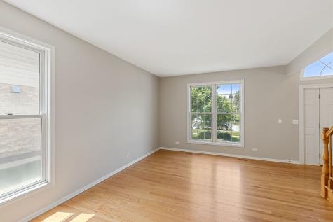 1311 Callen Lane Des Plaines IL 60016