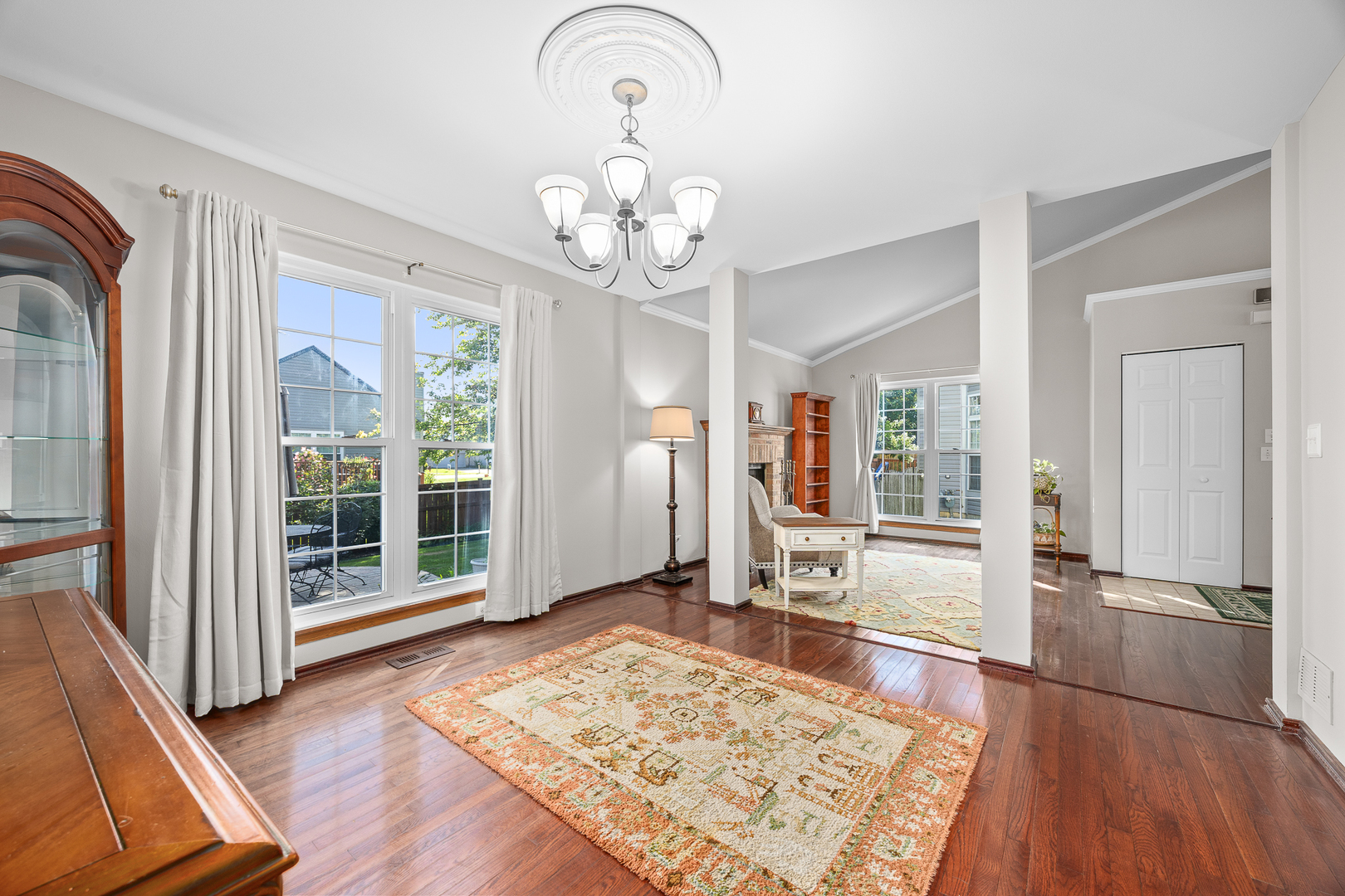 238 Paddington Lane Bolingbrook IL 60440