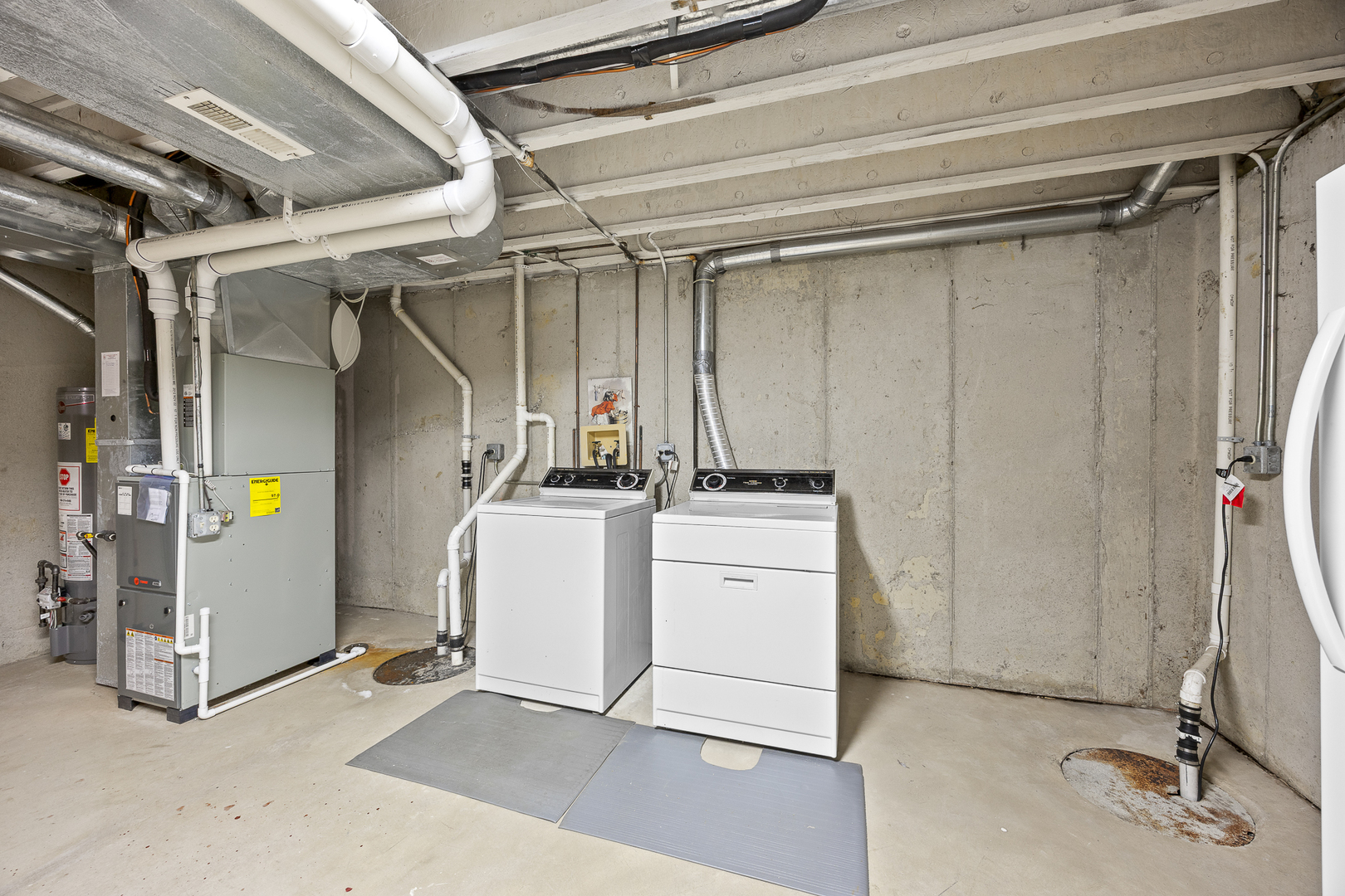 238 Paddington Lane Bolingbrook IL 60440