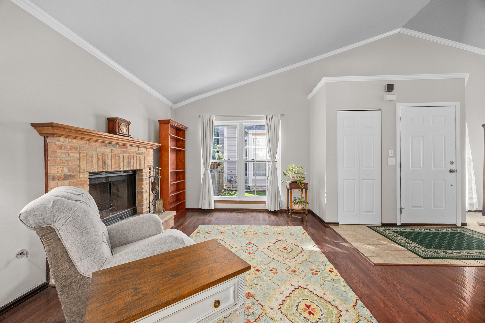 238 Paddington Lane Bolingbrook IL 60440