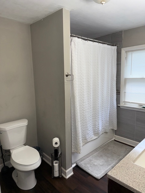 574 South Lasalle Street Aurora IL 60505