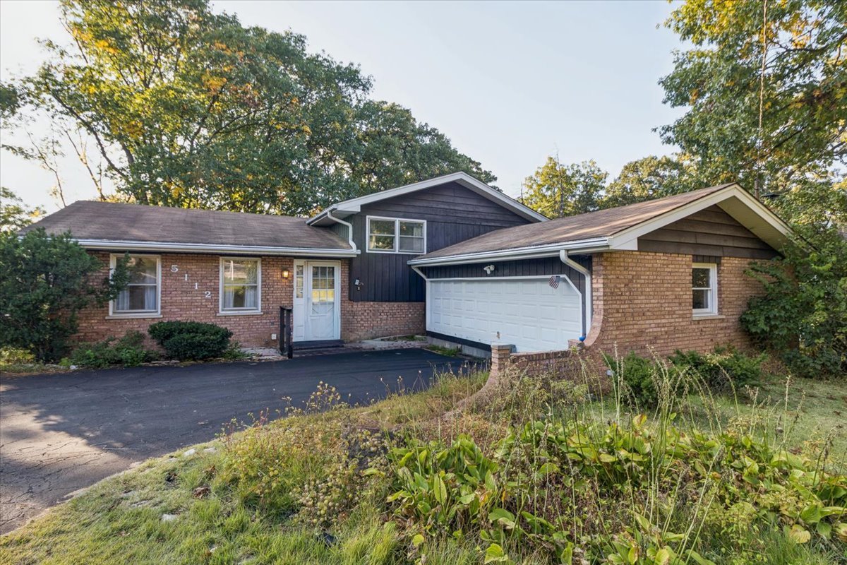 5112 Main Street Lisle IL 60532