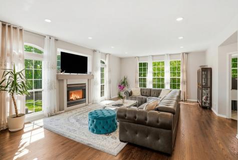1905 South Osprey Lane Libertyville IL 60048