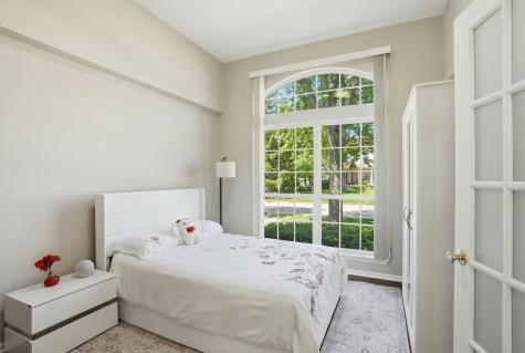 1905 South Osprey Lane Libertyville IL 60048