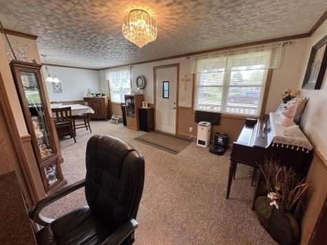 317 South Walnut Street Shannon IL 61078
