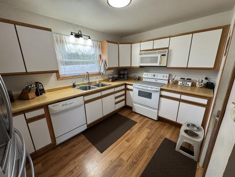 317 South Walnut Street Shannon IL 61078