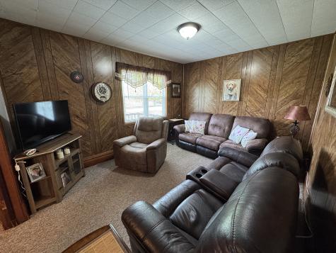 317 South Walnut Street Shannon IL 61078