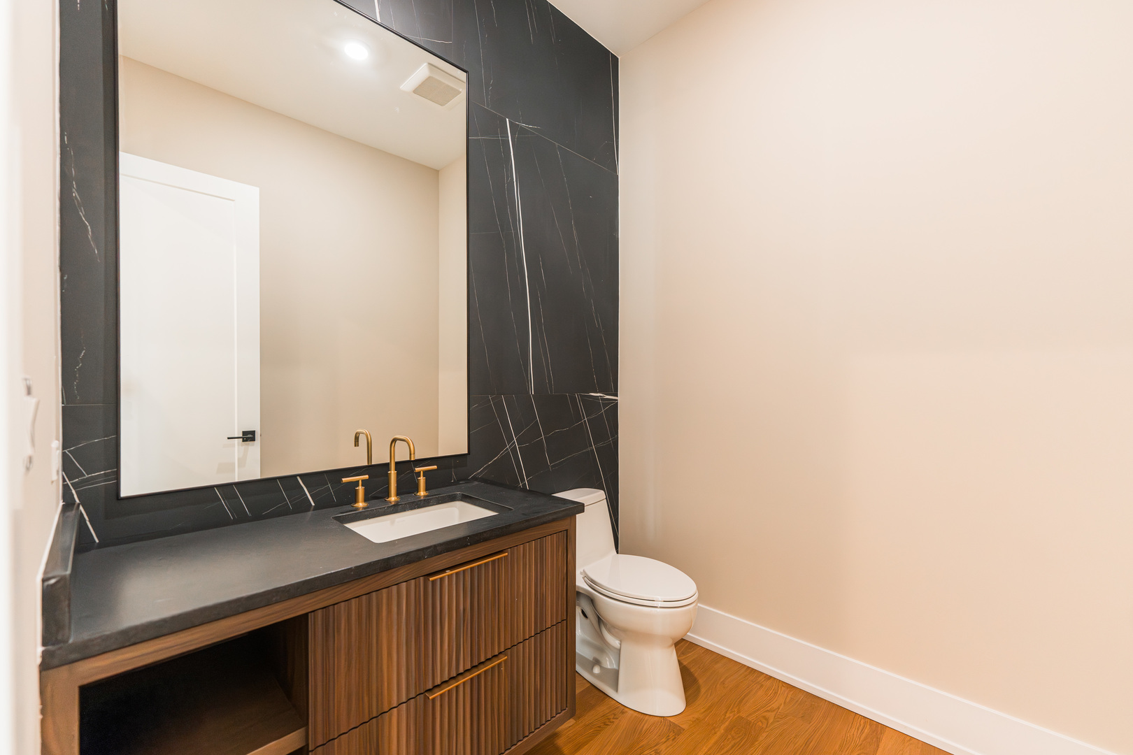 274 East Crescent Avenue Elmhurst IL 60126