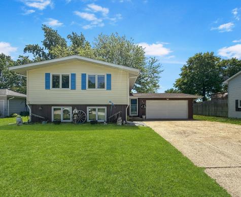 814 Pinecrest Drive Rantoul IL 61866