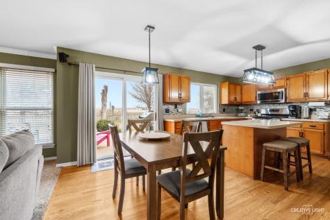 534 Chestnut Drive Oswego IL 60543