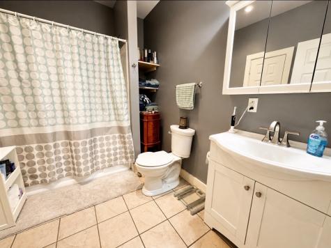 212 Tinley Avenue Depue IL 61322