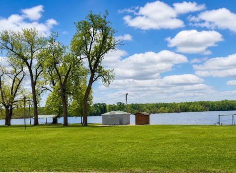 212 Tinley Avenue Depue IL 61322