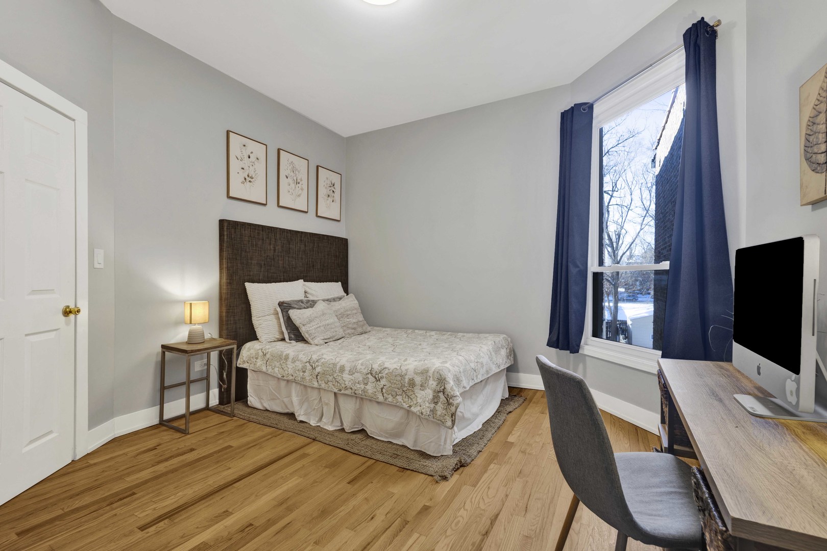 3806 South Indiana Avenue Chicago IL 60653