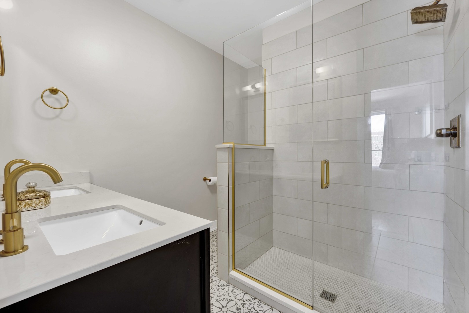 3806 South Indiana Avenue Chicago IL 60653