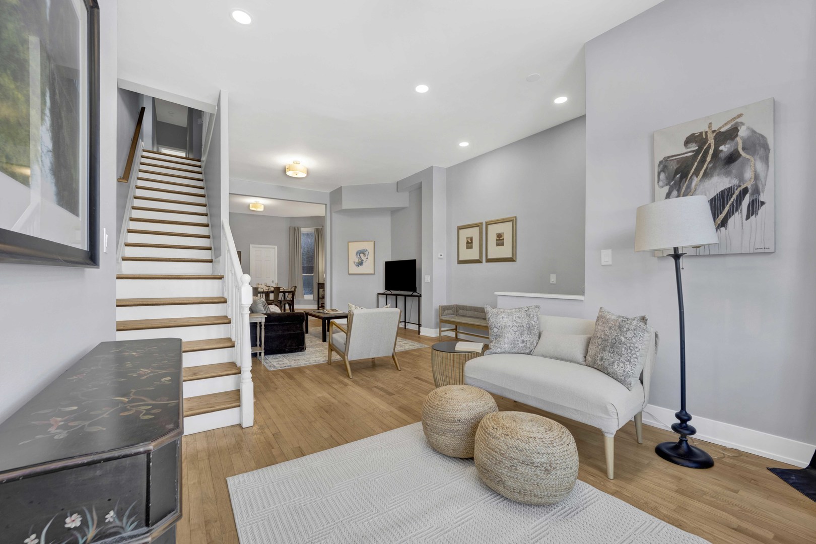 3806 South Indiana Avenue Chicago IL 60653