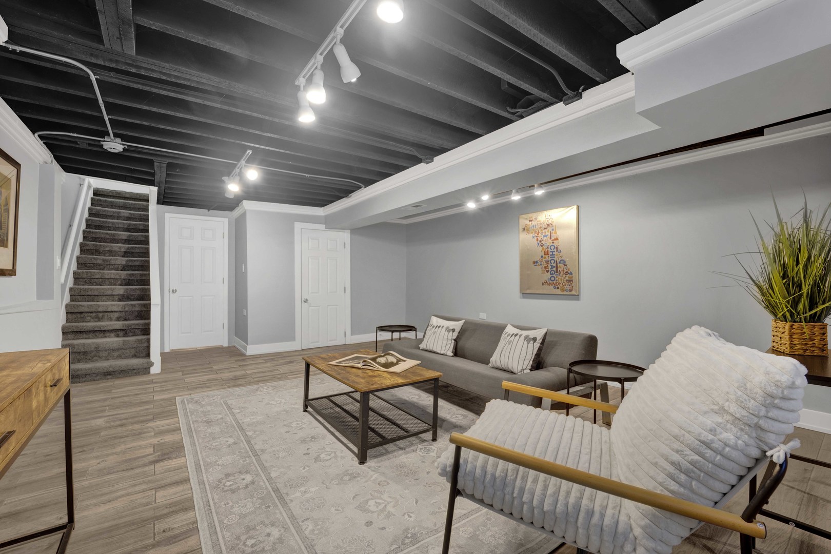 3806 South Indiana Avenue Chicago IL 60653