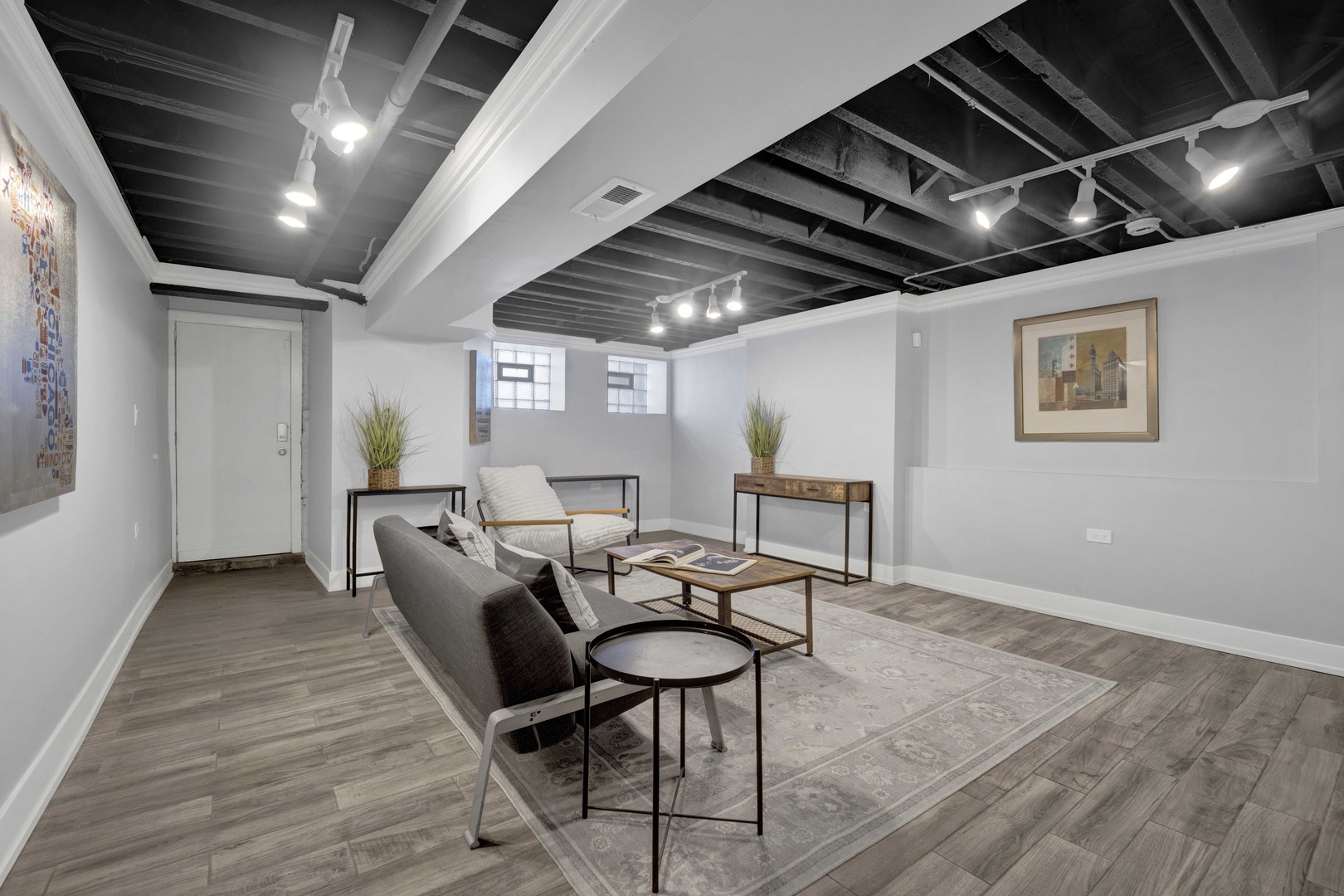 3806 South Indiana Avenue Chicago IL 60653