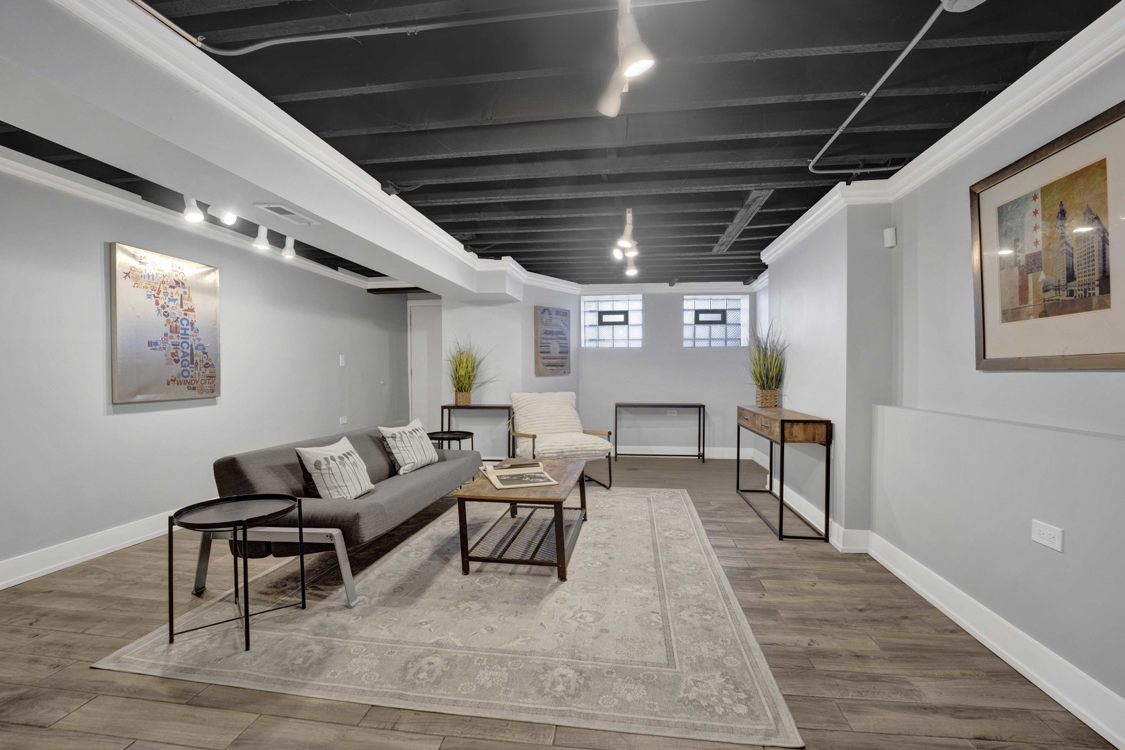 3806 South Indiana Avenue Chicago IL 60653