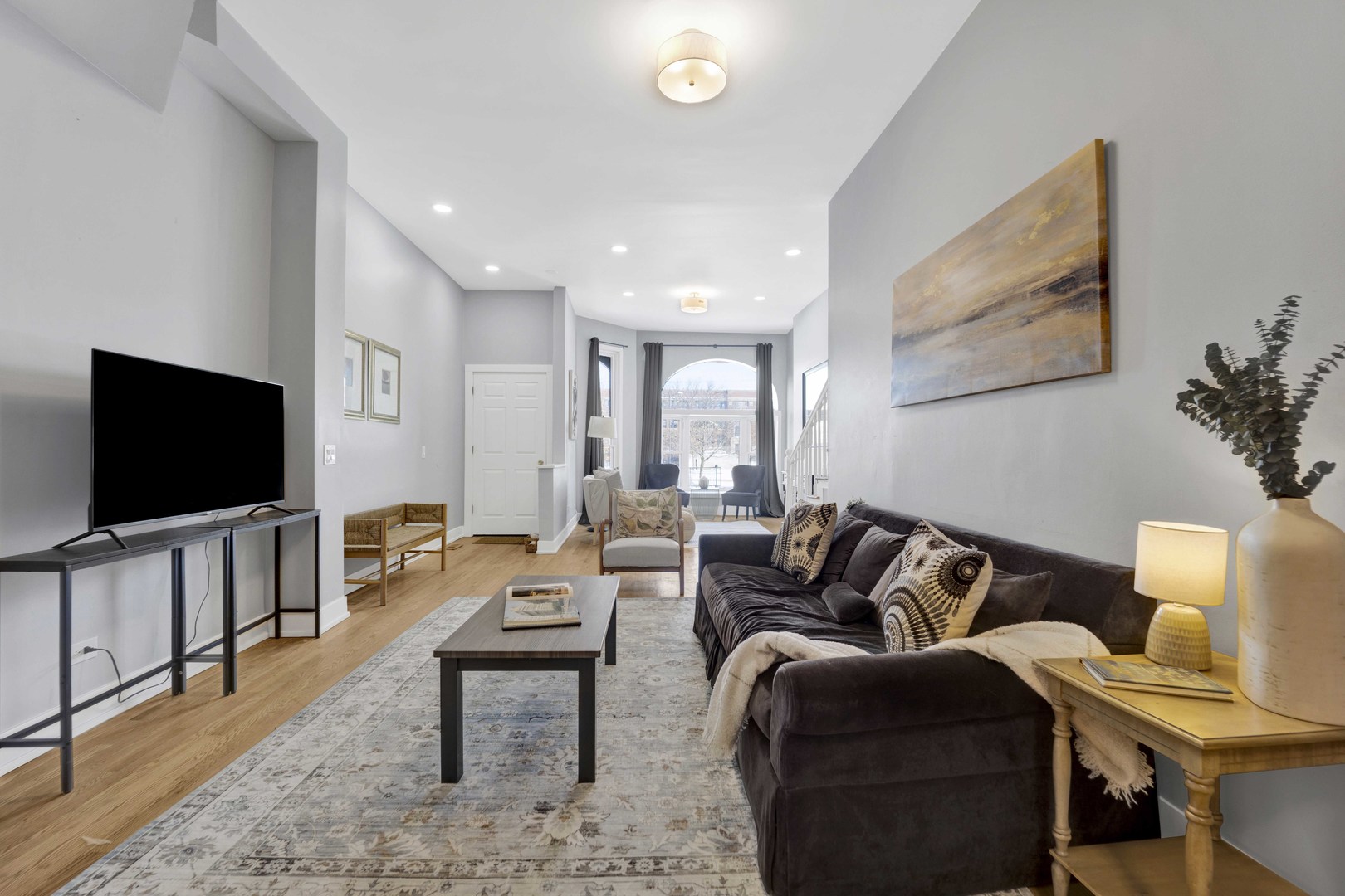 3806 South Indiana Avenue Chicago IL 60653