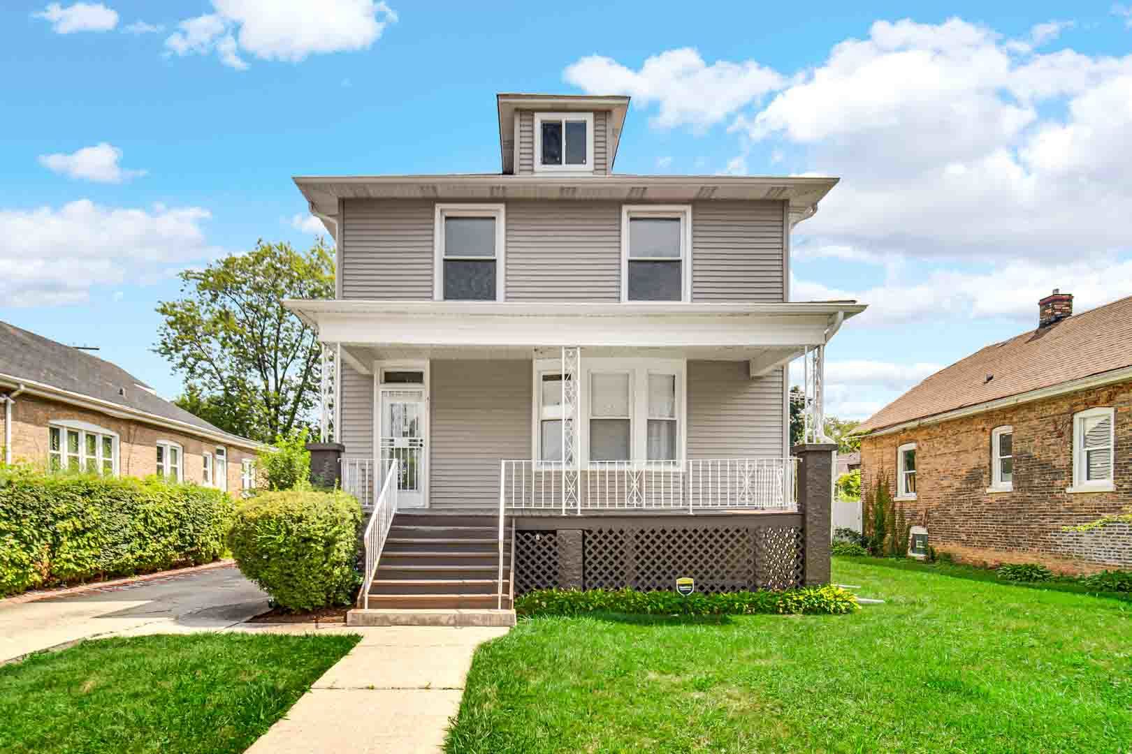 8725 South Throop Street Chicago IL 60620