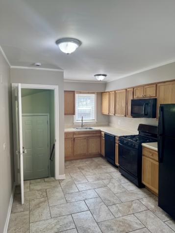 2218 South 11th Avenue Broadview IL 60155