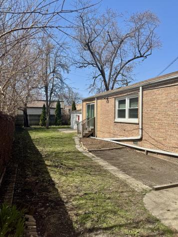 2218 South 11th Avenue Broadview IL 60155