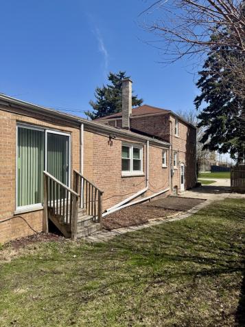 2218 South 11th Avenue Broadview IL 60155