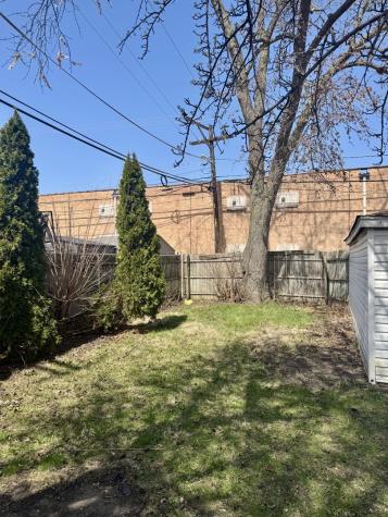 2218 South 11th Avenue Broadview IL 60155