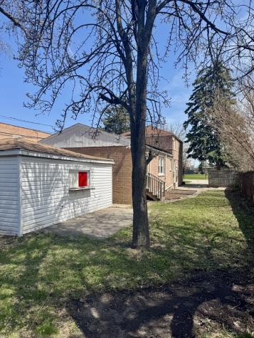 2218 South 11th Avenue Broadview IL 60155