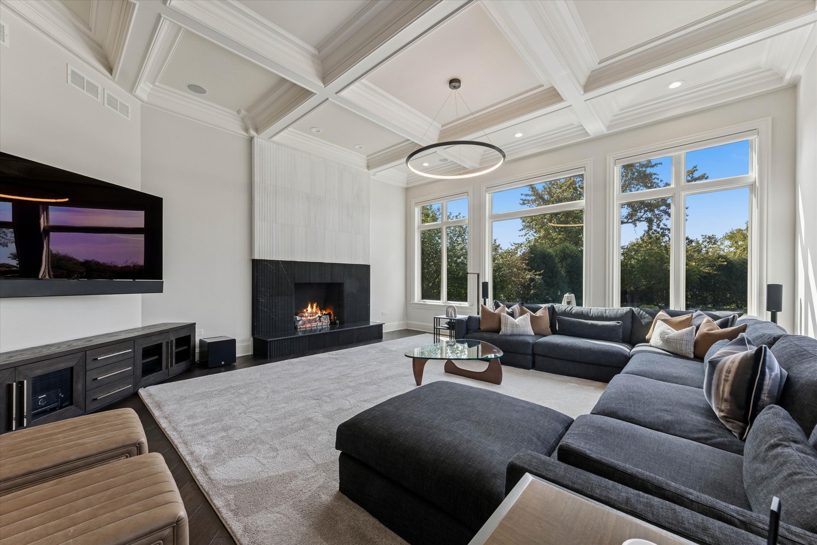 319 Claremont Court Naperville IL 60540