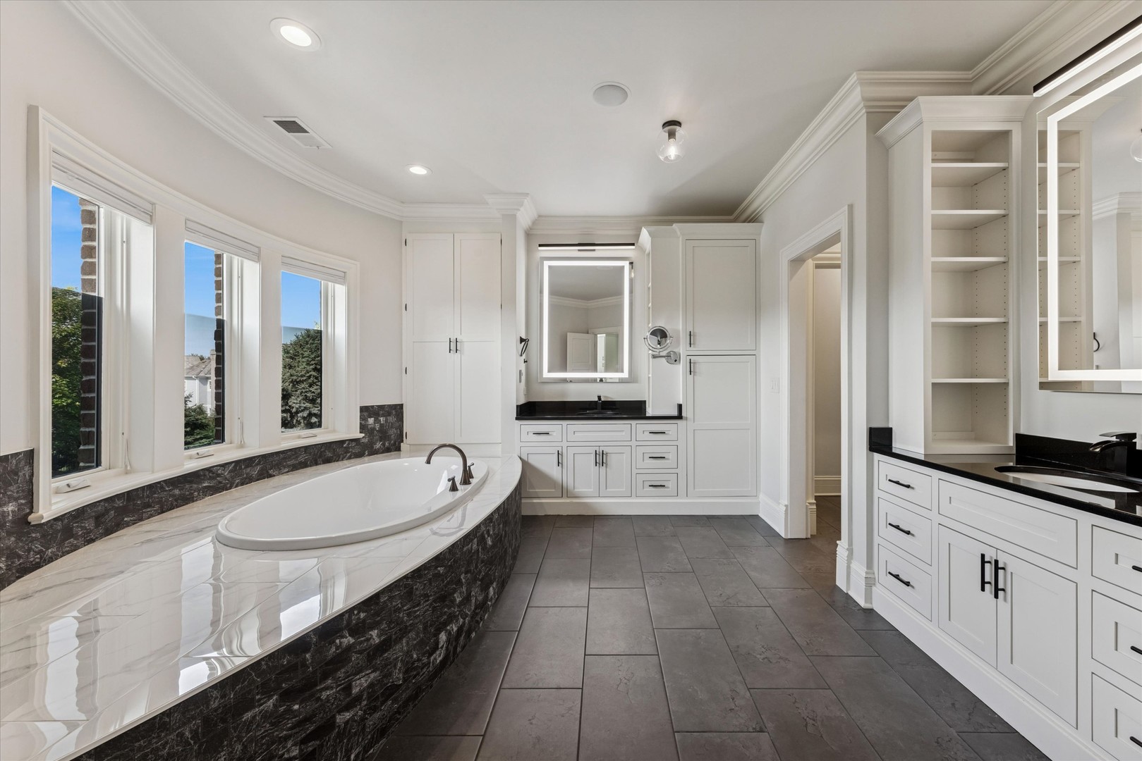 319 Claremont Court Naperville IL 60540