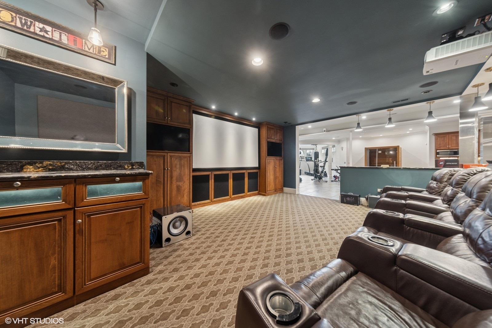 319 Claremont Court Naperville IL 60540