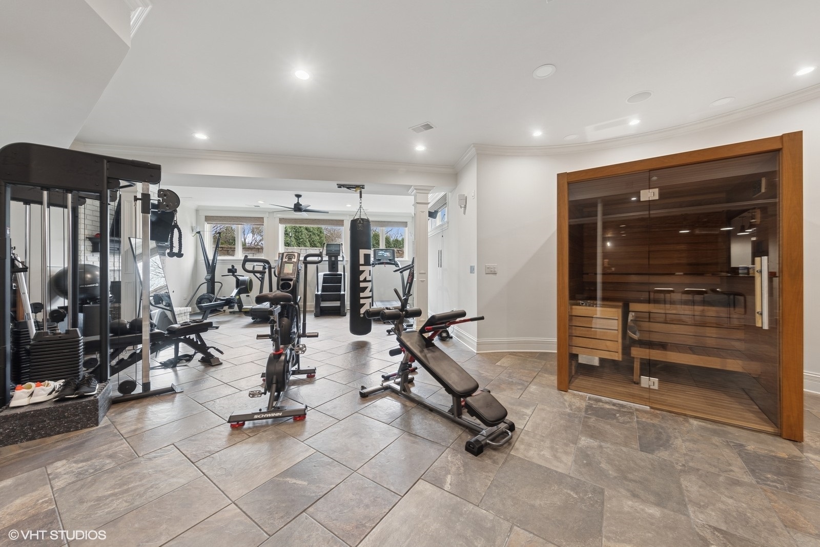 319 Claremont Court Naperville IL 60540