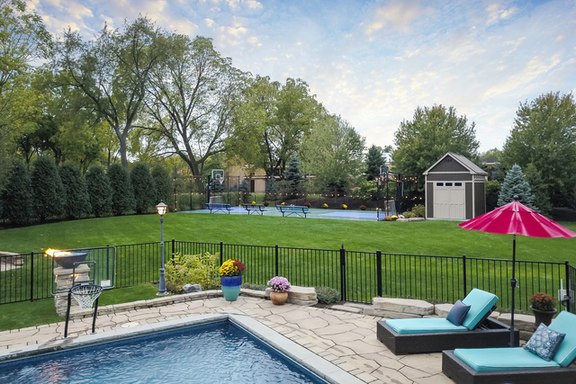 319 Claremont Court Naperville IL 60540