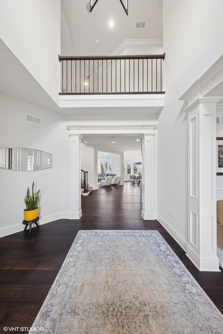 319 Claremont Court Naperville IL 60540